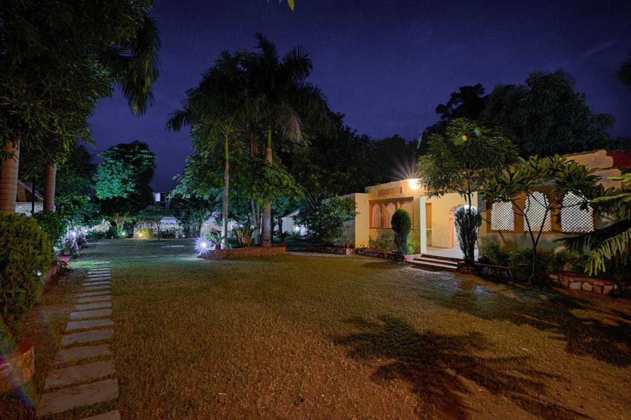 Ranthambore Tiger Resort Sawai Madhopur Exterior photo